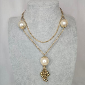 Vintage 30” Chunky Large Faux Pearl Necklace Classic Cream Ivory Beaded Jewelry
